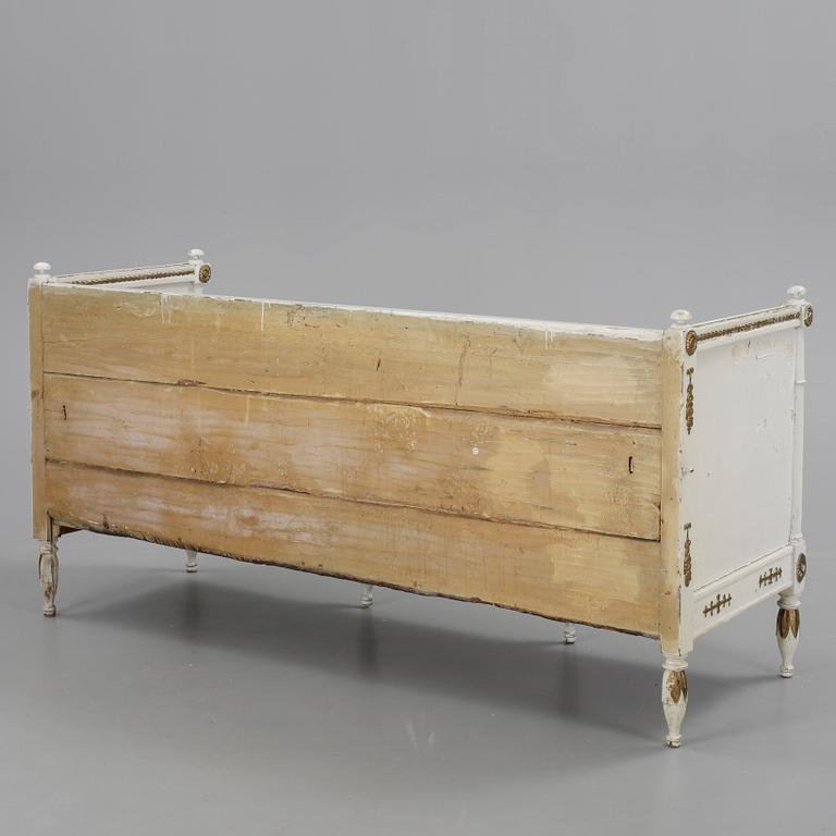 UTDRAGSSOFFA, sengustaviansk, omkring 1800.