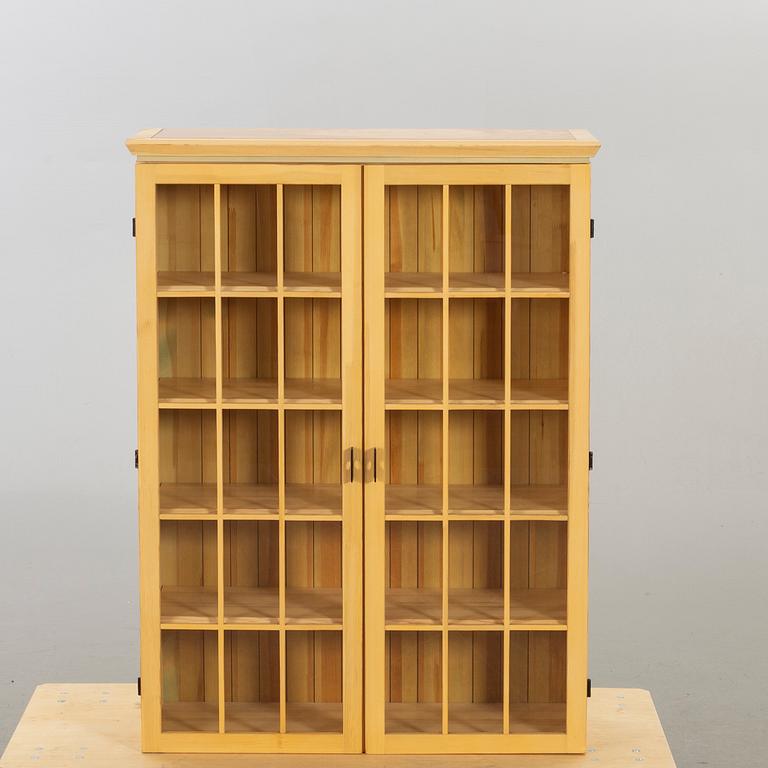 OLOF PIRA,  A CUPBOARD TOP "SOLID FORM".