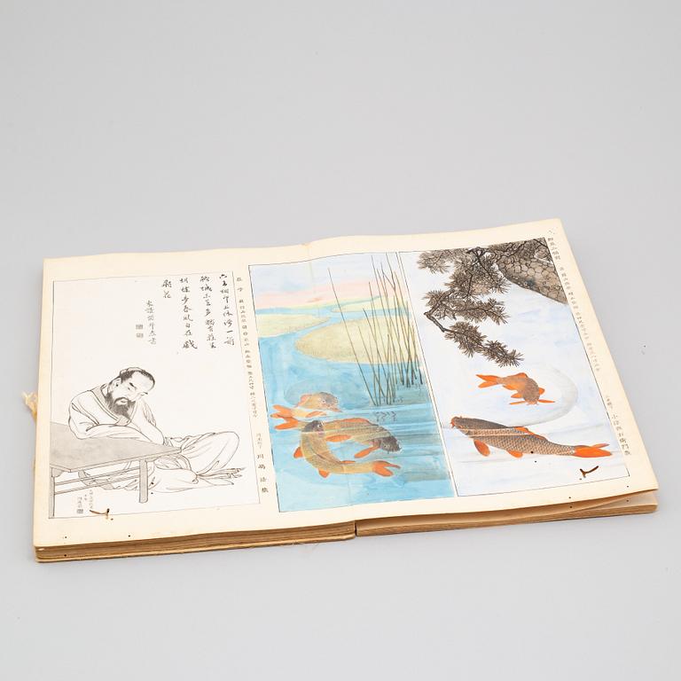 AN JAPANESE ILLUSTRATED BOOK from around 1900.