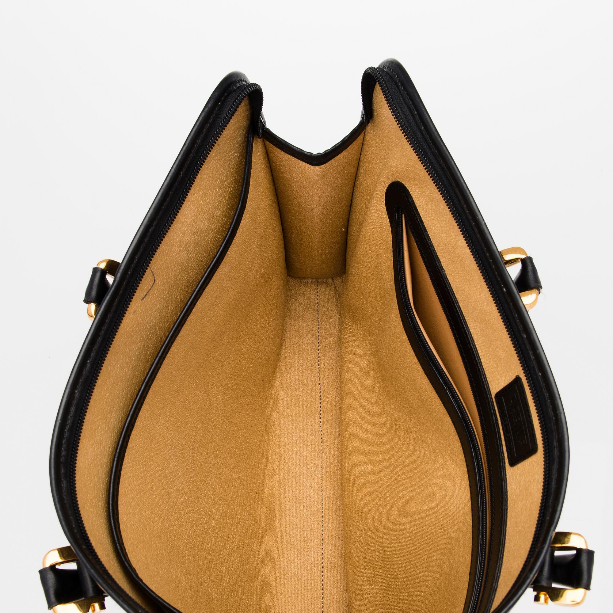 LOEWE, PORTFÖLJ.