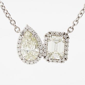 Necklace 18K white gold with pear-shaped and emerald-cut diamond accompanied by IGI and GIA report.