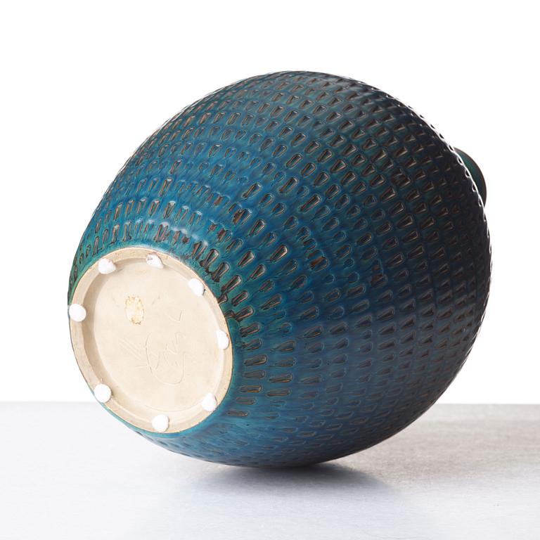 Stig Lindberg, a stoneware vase, Gustavsberg studio, Sweden 1958-59.