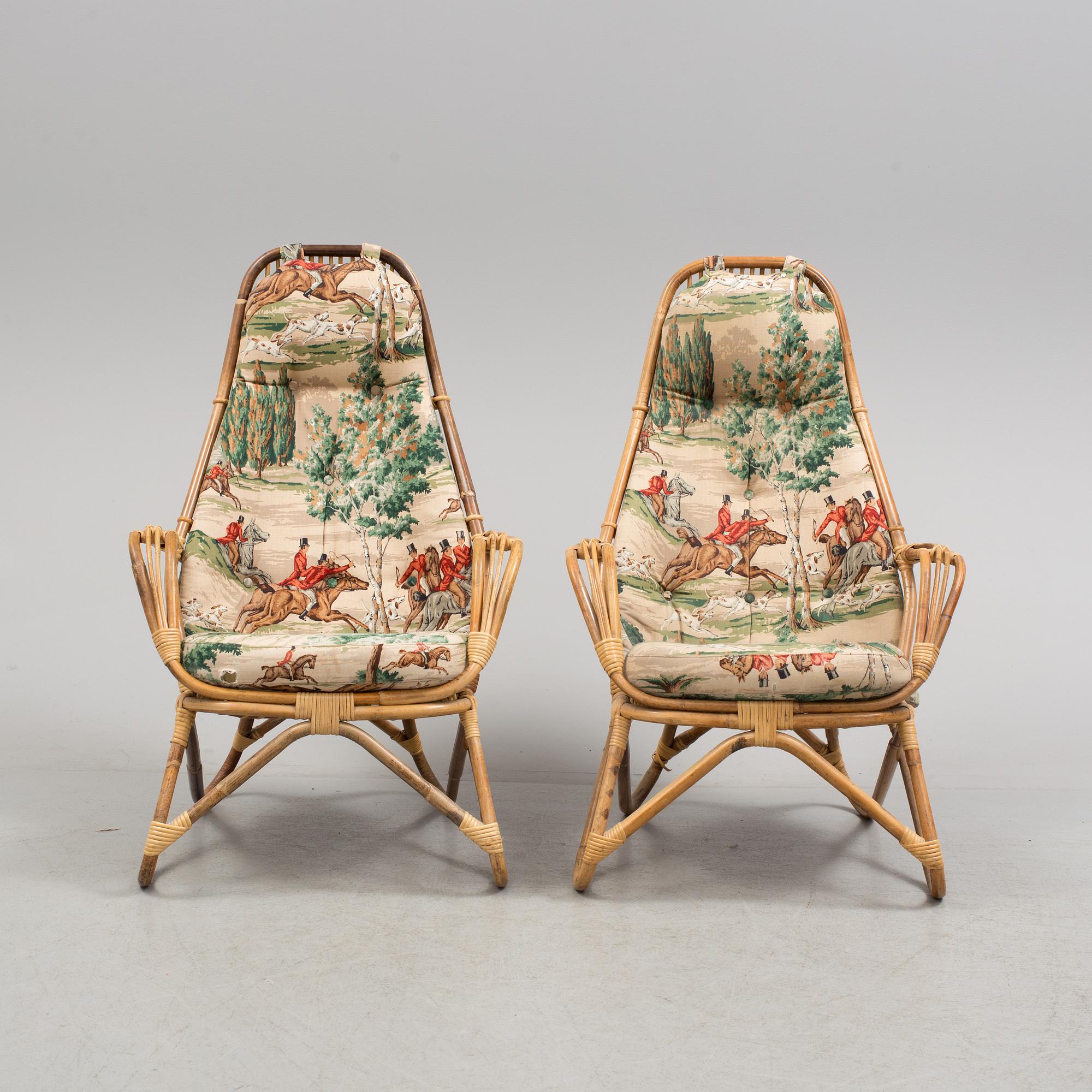 A table an a pair of easy chairs, second half of the 20th century.
