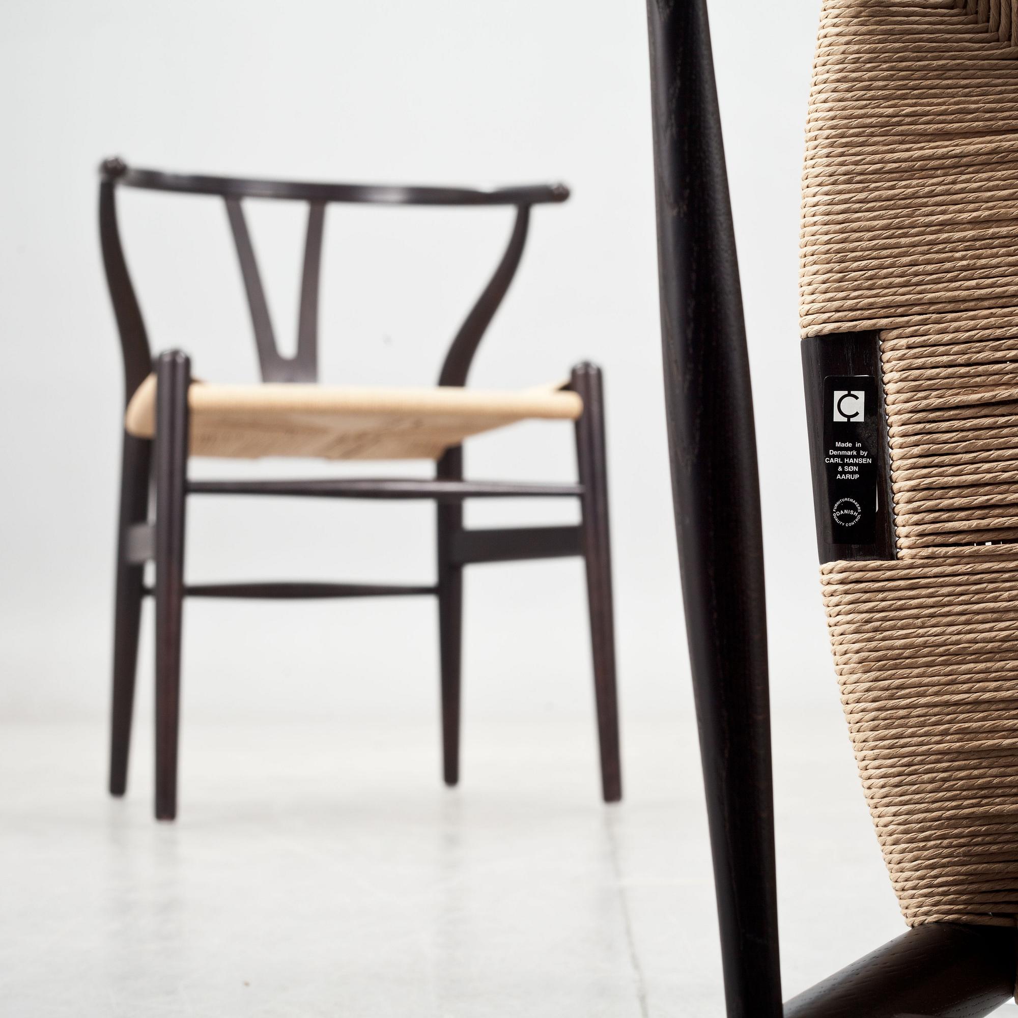 KARMSTOLAR, 4 st, Y-stolen, formgivna av Hans Wegner 1950, tillverkade av Carl Hansen & Son Aarup.