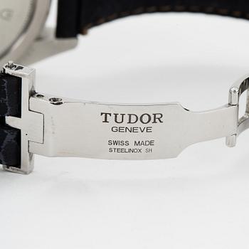 TUDOR, Geneve, Black Bay (220m:660ft), wristwatch, 41 mm.