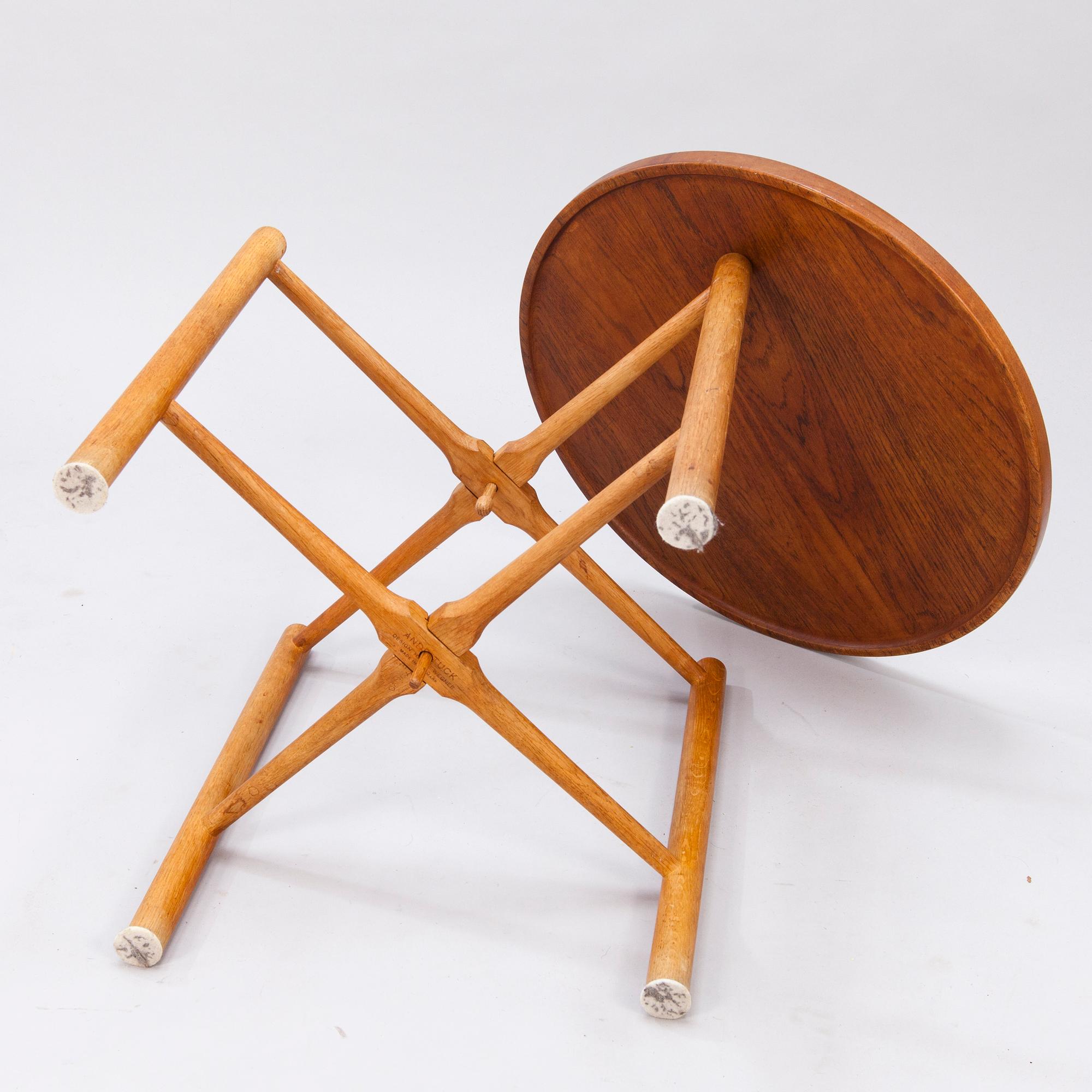 HANS J WEGNER, tarjotinpöytä, mall PP35, Andreas Tuck Tanska 1900-luvun puoliväli.