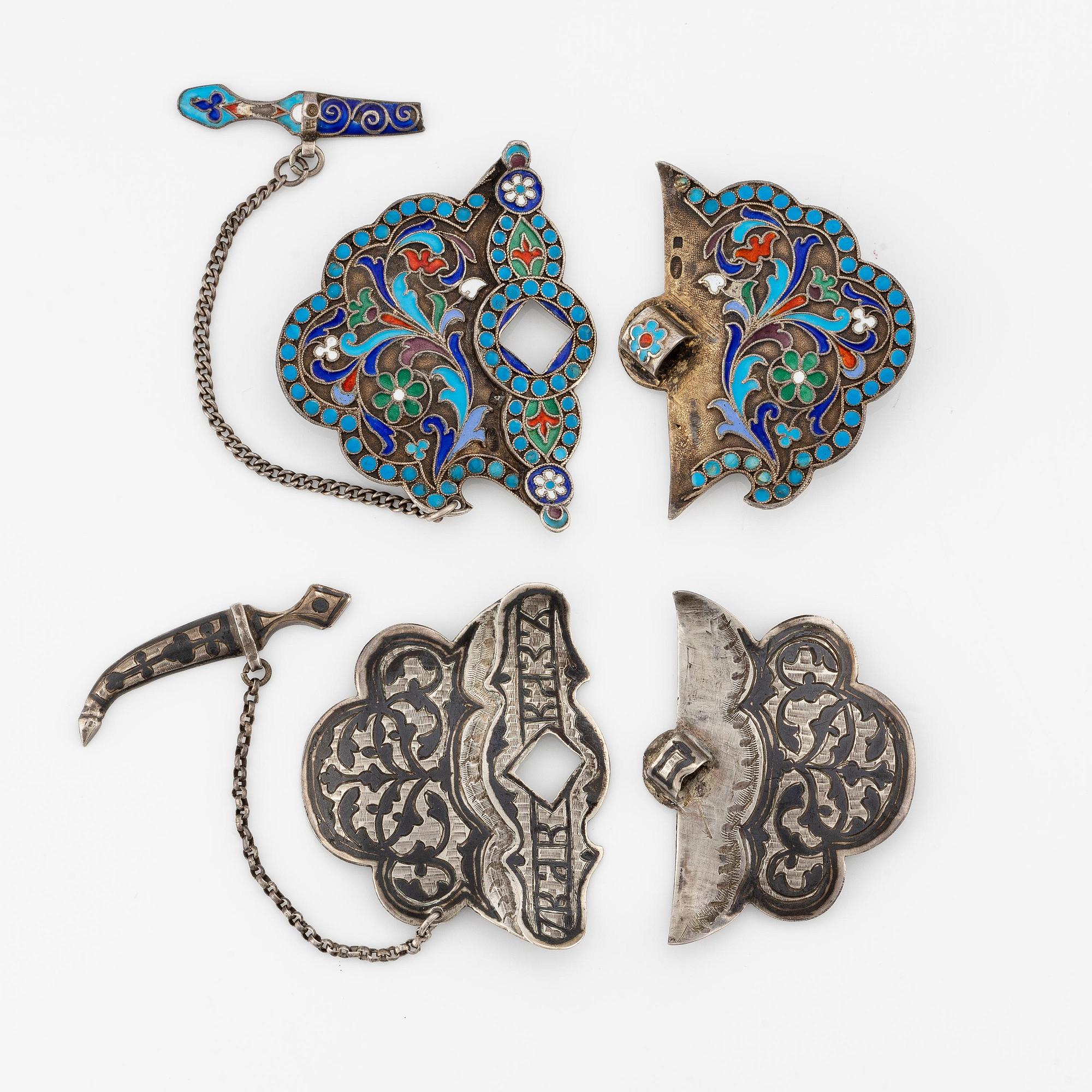 Costume jewellery and a kovsh, silver, three pieces, Russia.