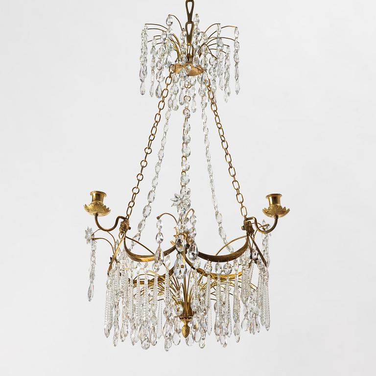 Ljuskrona, för fyra ljus, Stockholmsarbete, 1700-talets slut, Sengustaviansk.