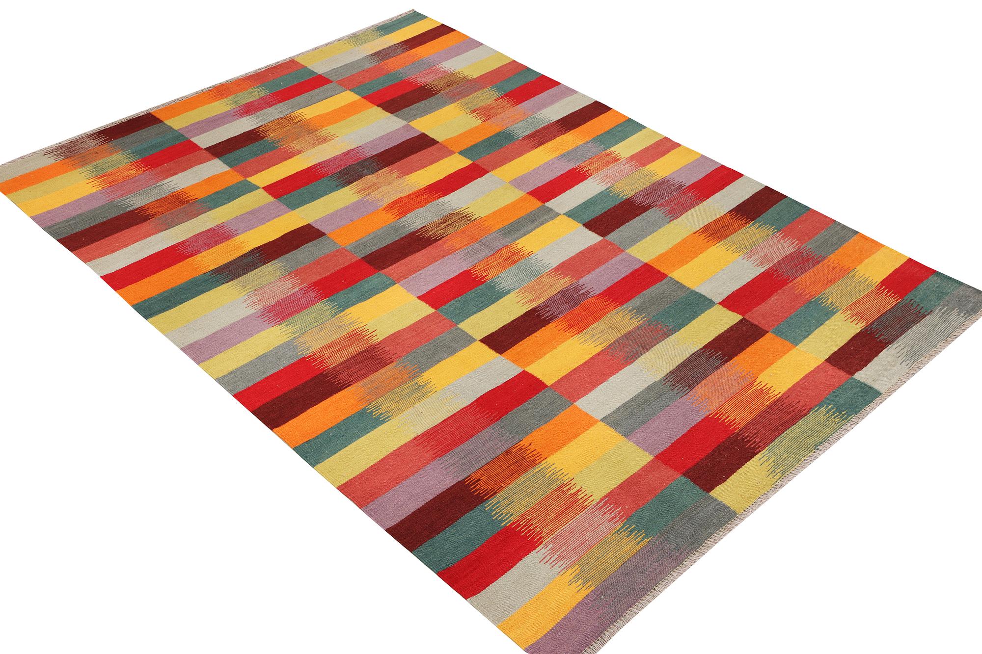 A Kilim carpet, c. 236 x 166 cm.