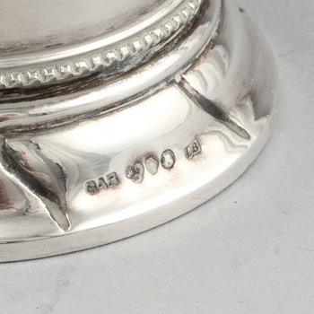 POKALER, 2 st, silver, G Markström, Uppsala, 1920 samt GAB, Stockholm, 1927. Vikt 395 gram.