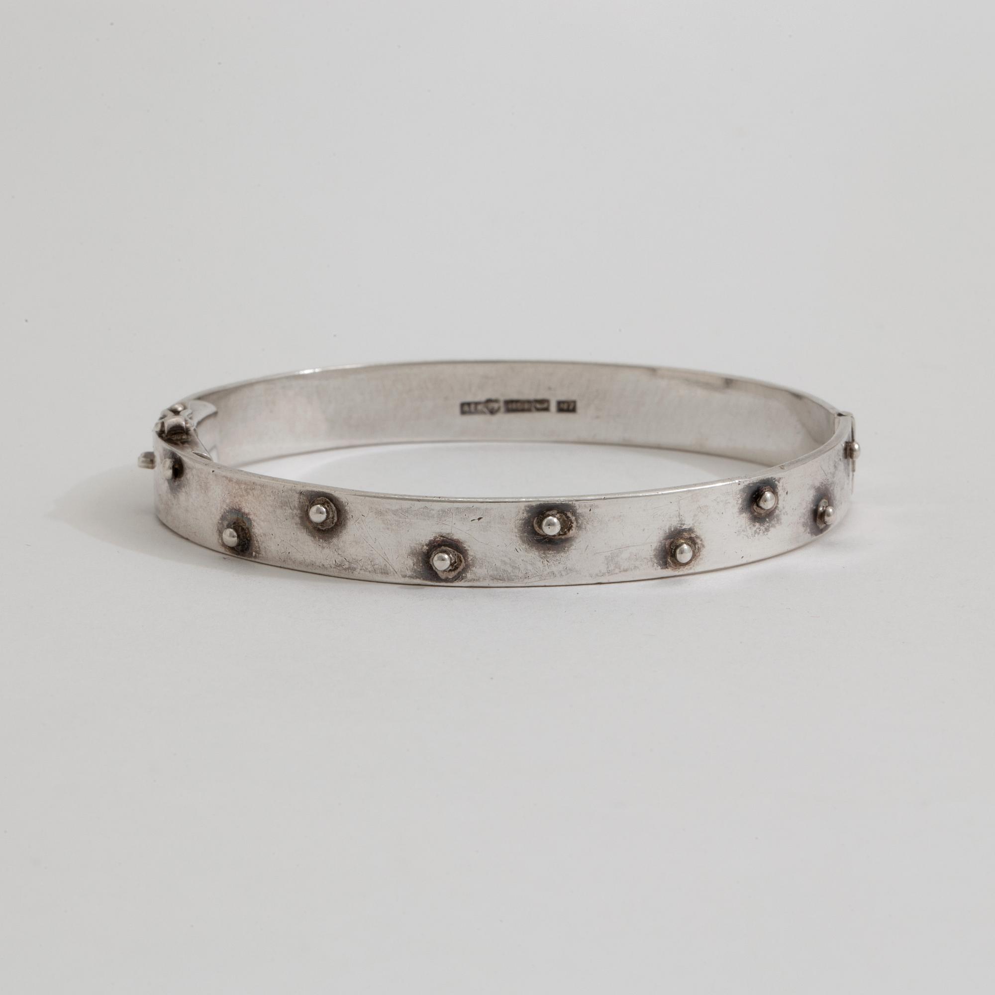 ARMBAND, stämplad AEK 916H, Helsingfors, 1966.