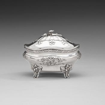 768. A Swedish 18th century silver sugar-box, marks of Fredrik Petersson Ström, Stockholm 1774.