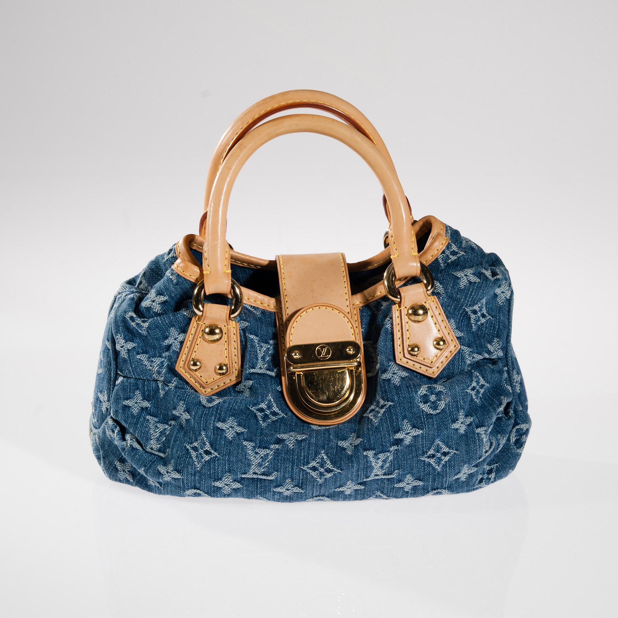 VÄSKA, "Denim Pleaty", Louis Vuitton.