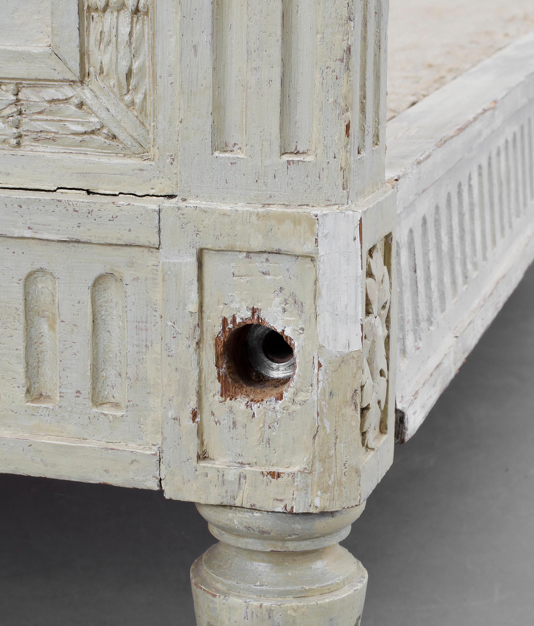 SÄNG. Gustaviansk, 1700-tal.