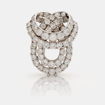 821. A 1940/50's clip brooch by Cartier, Paris set with brilliant cut diamonds.