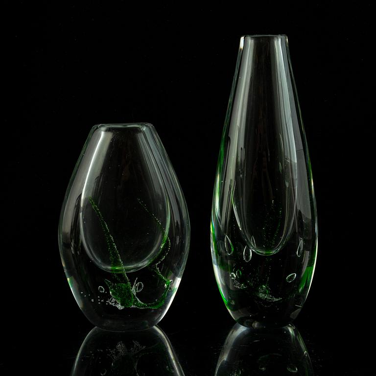 Vicke Lindstrand, five 'Sjögräs' glass items, Kosta.