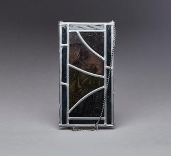 PLAKETT MED BLYINFATTAT GLAS, 1900-TAL.