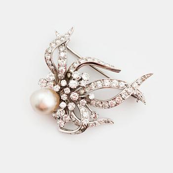 459. A WA Bolin brooch in platinum set with a pearl and round brilliant- and eight-cut diamonds.