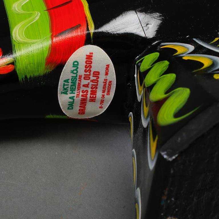 Dalatuppar, 2 st, Grannas A Olssons Hemslöjd Nusnäs Mora, modern tillverkning.