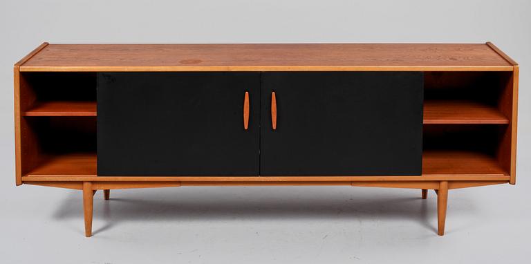 SIDEBOARD, "Trio", Nils Jonsson, Troeds, 1950/1960-tal.