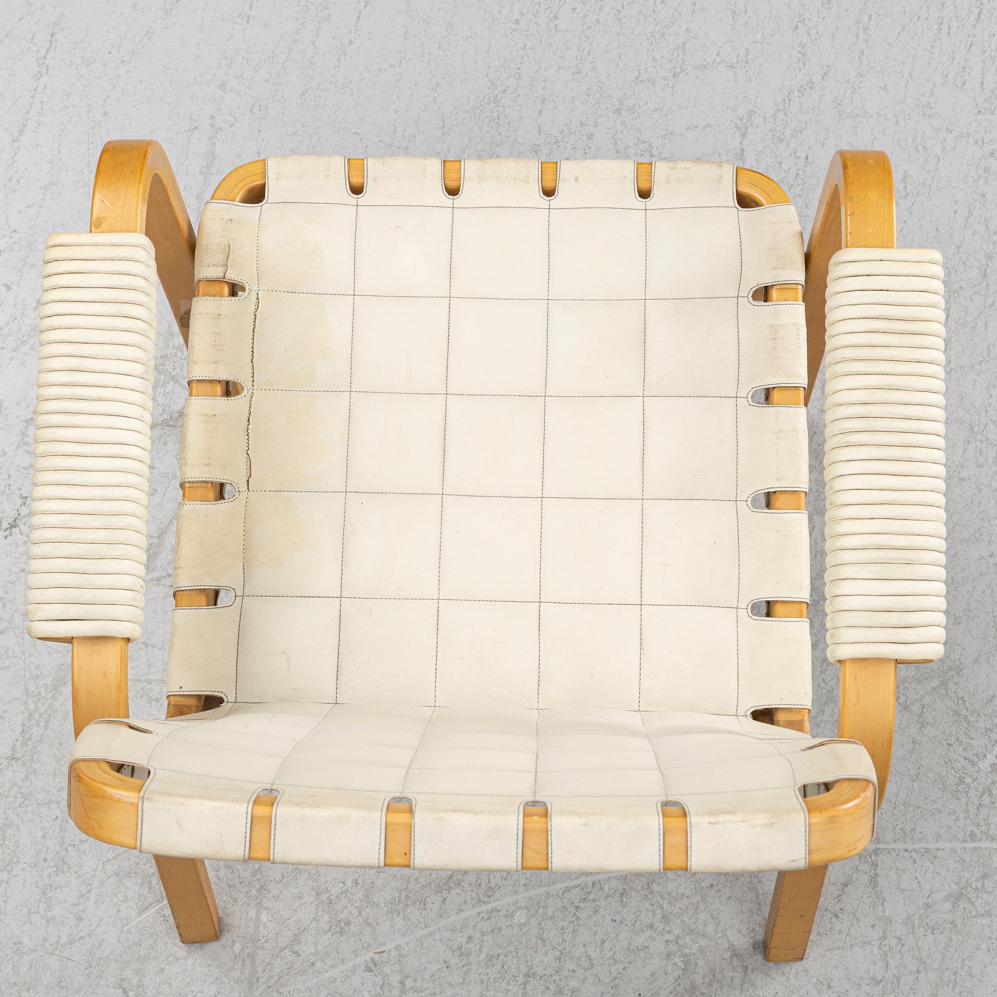 Alvar Aalto, karmstolar 4 st, modell 45, Artek.