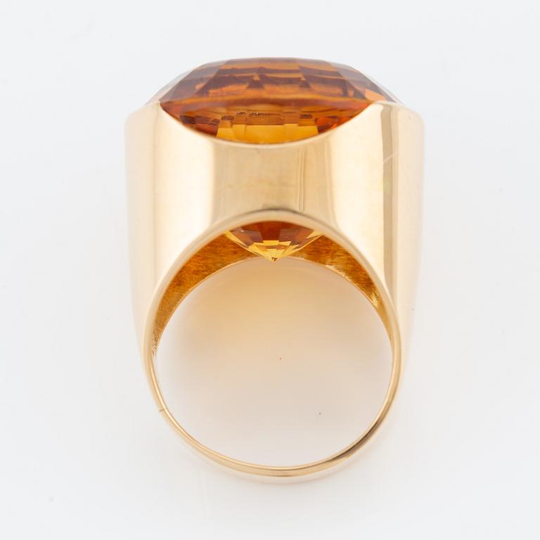 Bengt Liljedahl, ring, 18K guld med en fasettslipad citrin, Stockholm möjligen 1954.