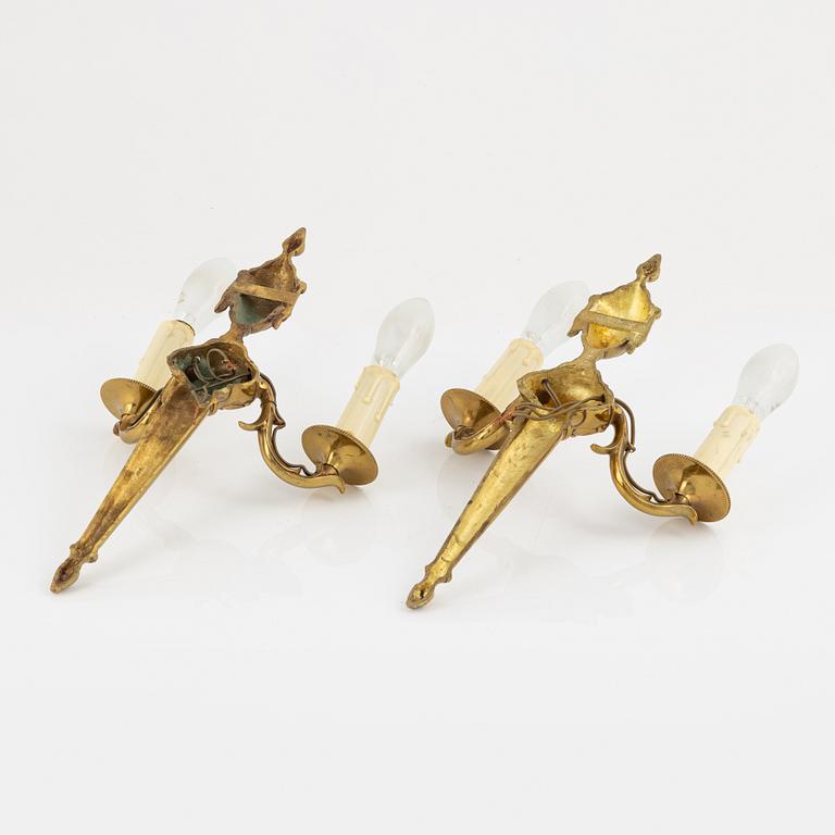 A pair of brass wall sconces, 20th Century.