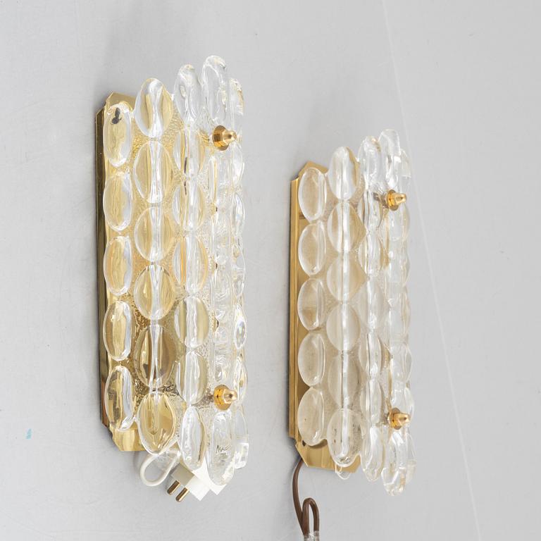 Carl Fagerlund, a pair of wall lamps, model 2355/111, Orrefors.