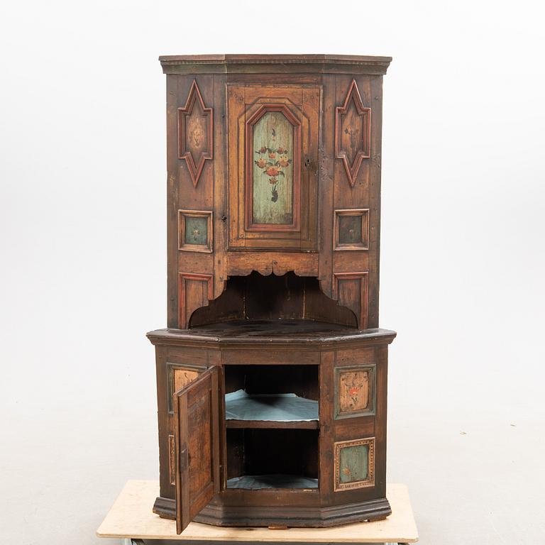 Gift cabinet, early 19th century.