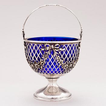 SKÅL, SERVERINGSSKED och SÅSSLEV, sterling silver, New York och Baltimore, USA 1900-talets första hälft.