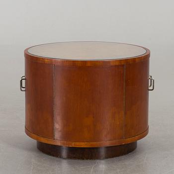 GRETA MAGNUSSON GROSSMAN, an attributed bar for Studio 1930-40's.