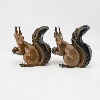 TH Kärner figurines 3 pcs Rosenthal Germany mid-20th century porcelain.