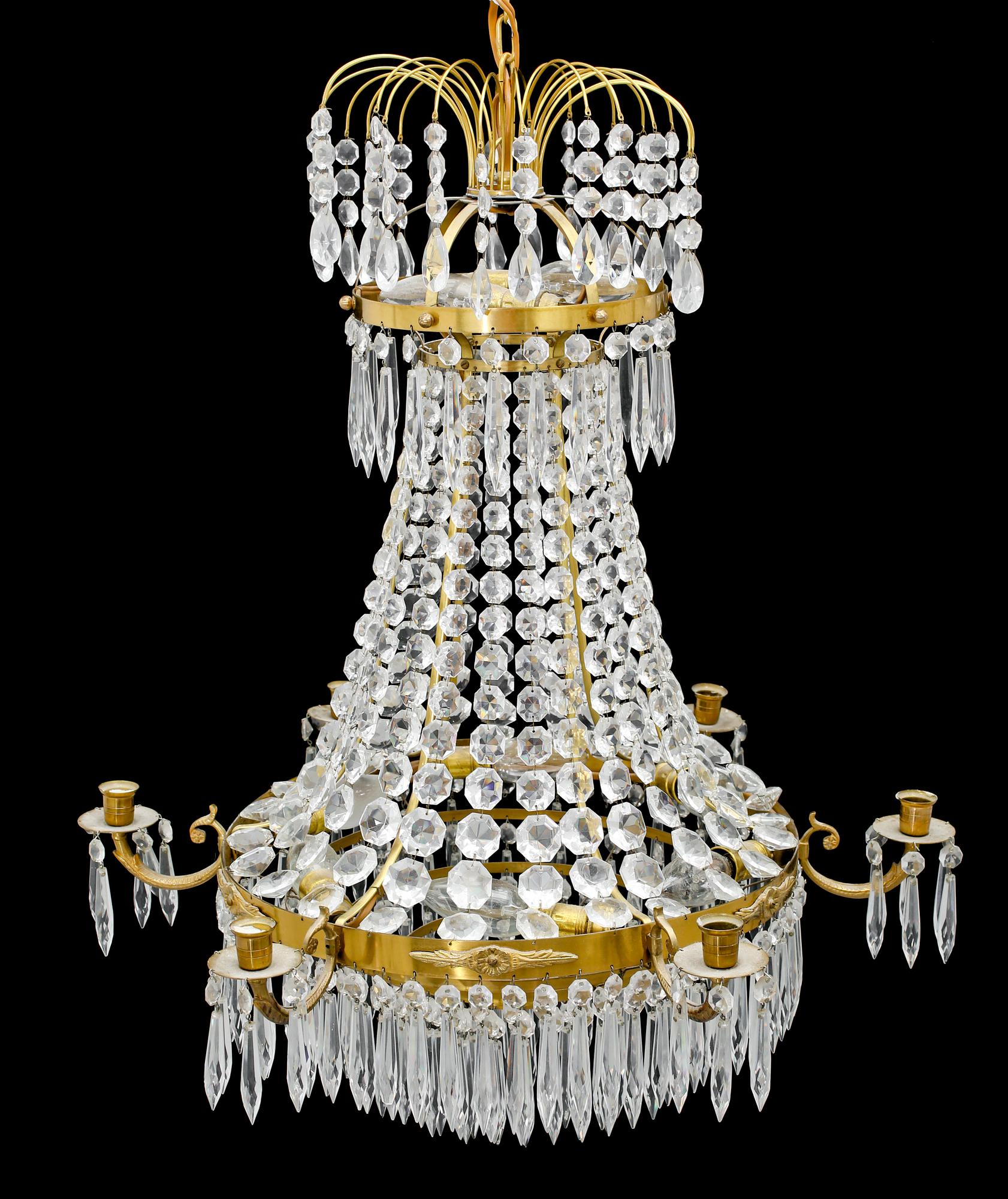 LJUSKRONA, empirestil, omkring 1900-talets mitt. Höjd ca 72 cm.