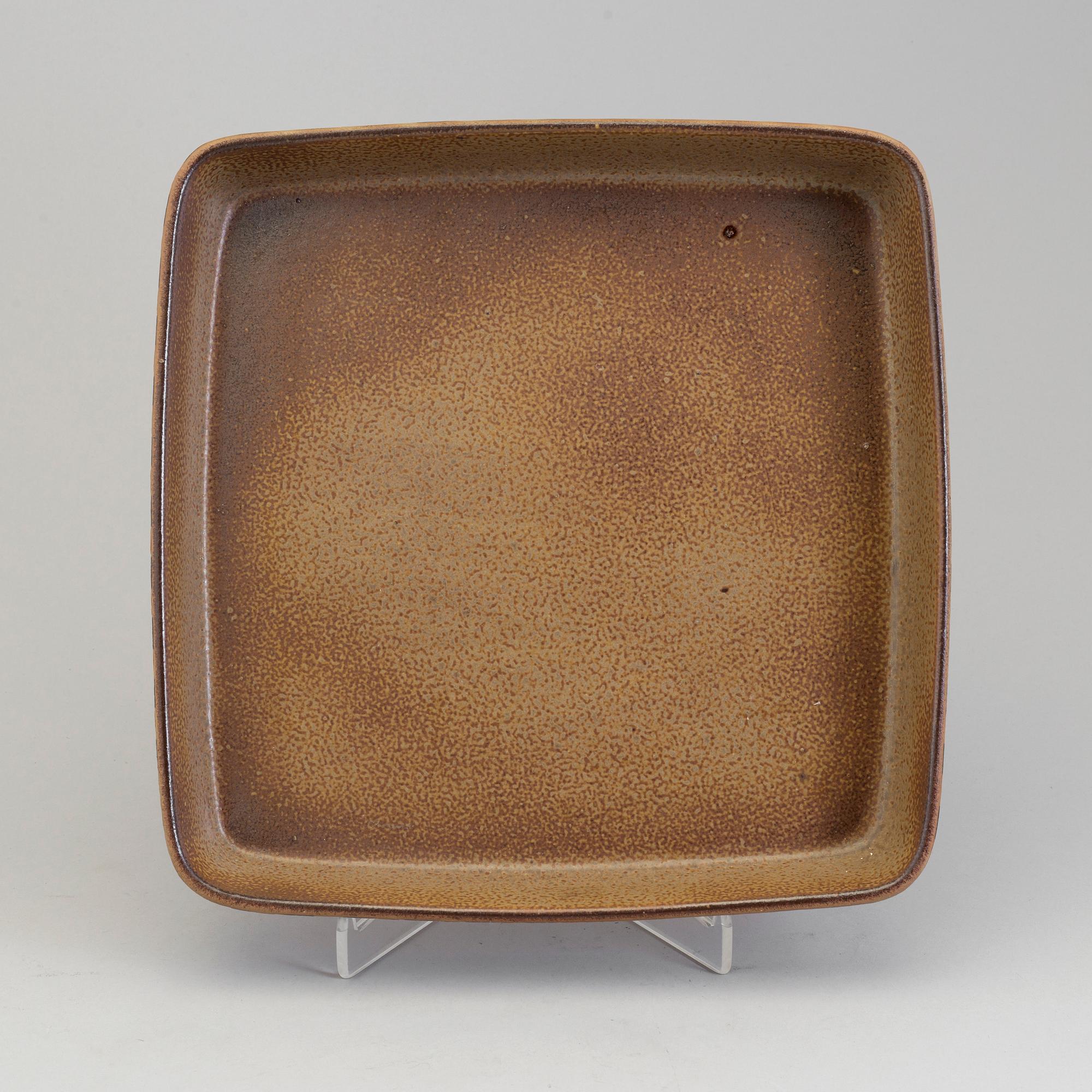 STIG LINDBERG, a 'Silur' earthenware dish from Gustavsberg.