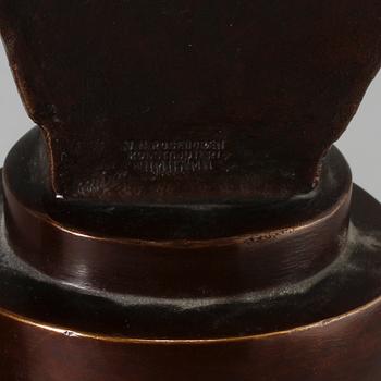 BYSTER, 2 st, brons, bär gjutarstämplar "J.N Rosengren Konstgjuteri Limhamn", 1900-tal.