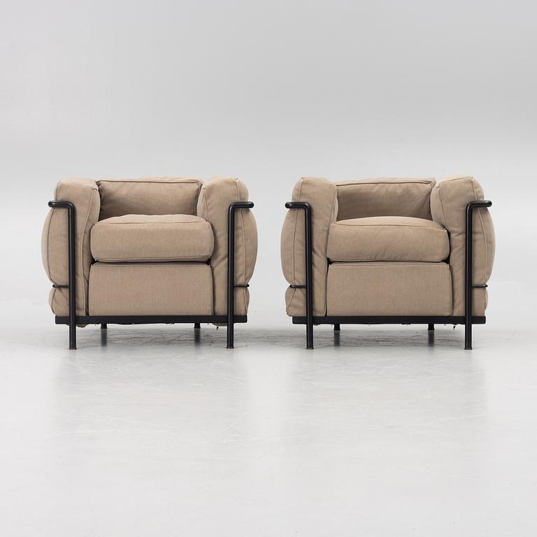 Le Corbusier, Charlotte Perriand & Pierre Jeanneret, fåtöljer, ett par, "LC3", Cassina, 2006.