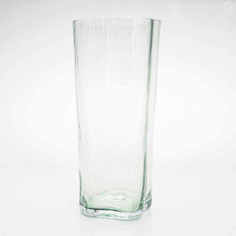 Alvar Aalto, maljakko, signeerattu Alvar Aalto 100 1998 Iittala 916/1998.