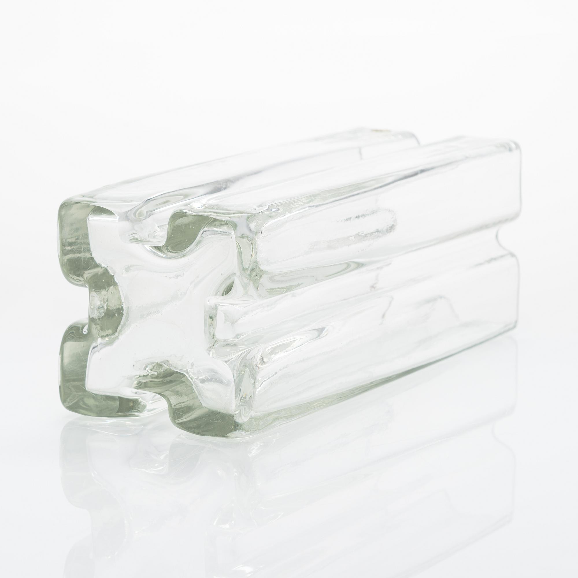 Helena Tynell, a 1970s glass vase, "Palapeli" (Puzzle), model 1316, Riihimäen Lasi.