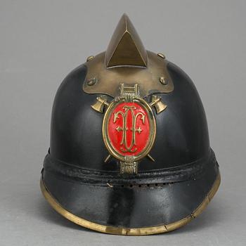BRANDHJÄLM, för det svenska brandförsvaret, omkring 1900.