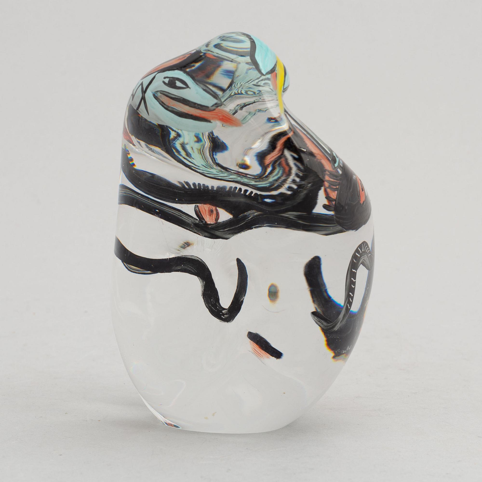 Ulrica Hydman-Vallien, a signed glass sculpture, Kosta Boda, 1998.