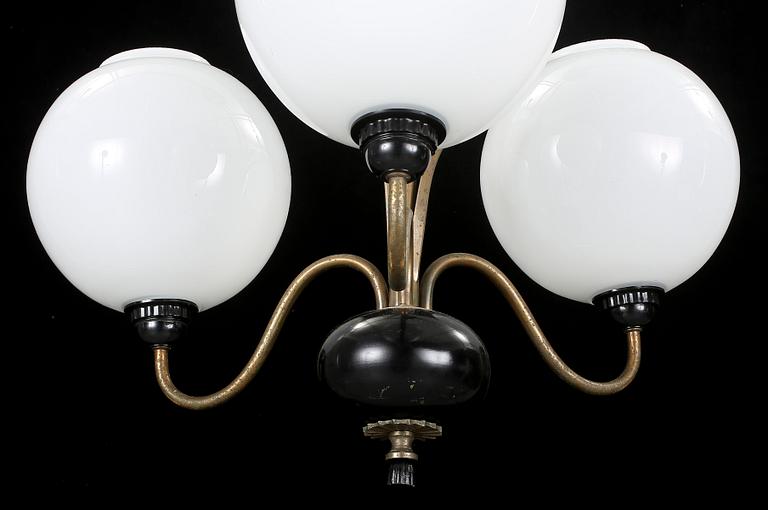 TAKLAMPA, 1920/30-tal. Höjd ca 60 cm.
