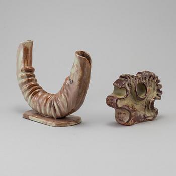 BORIS STOJKOV, 2 stycken skulpturer, keramik. Signerade och daterade 1974.