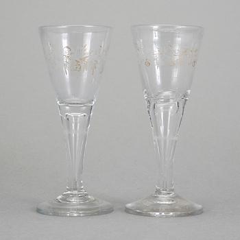 SPETSGLAS, ett par, tidigt 1800-tal.