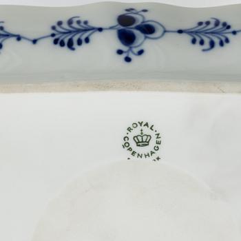 Kaffeservis, "Musselmalet", 17 delar, porslin, Royal Copenhagen, Danmark.