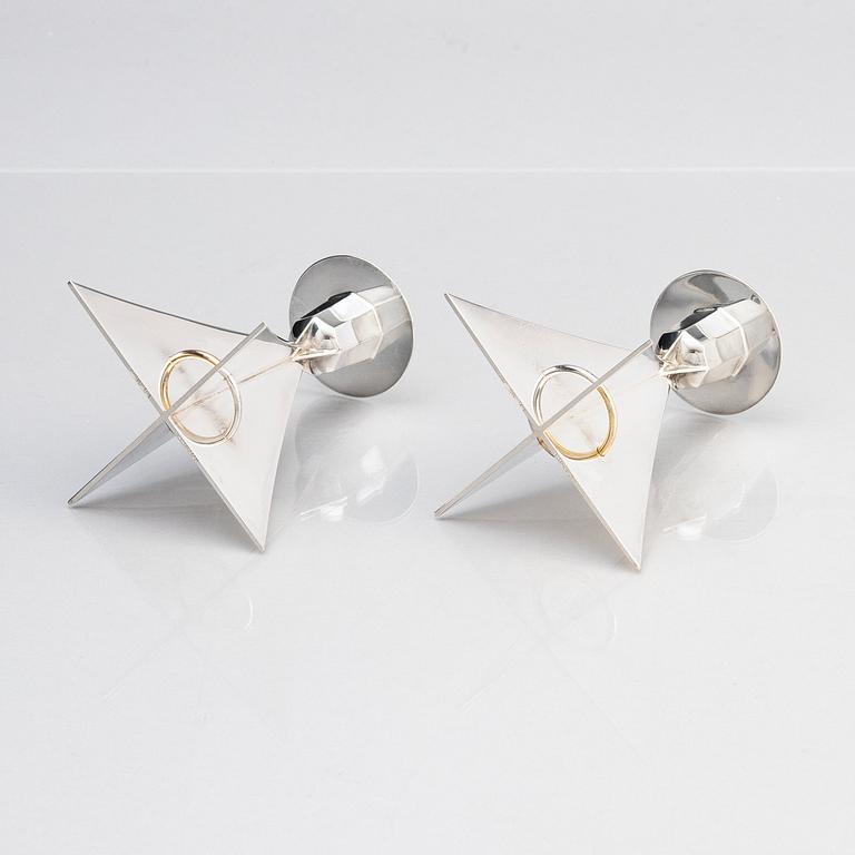 Hubert Hydman, a pair of sterling silver candlesticks, Stockholm 2000.