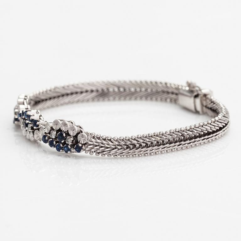 Rannekoru, 18K valkokultaa, safiireja ja timantteja n. 0.18 ct yht.