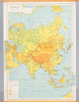 SKOLKARTOR, 3 st, "Afrika" "Asien" samt "Glob Karta".