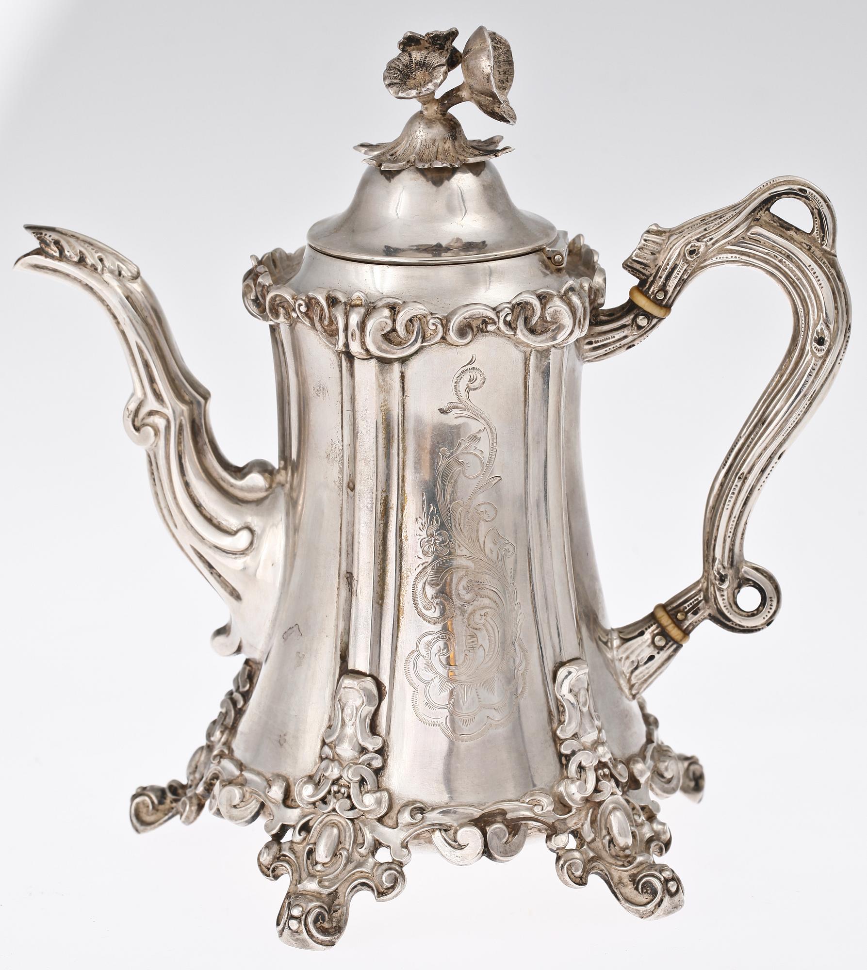 KAFFEKANNA, silver, götisk stil, Christian Hammer, Stockholm 1855, vikt 270g.
