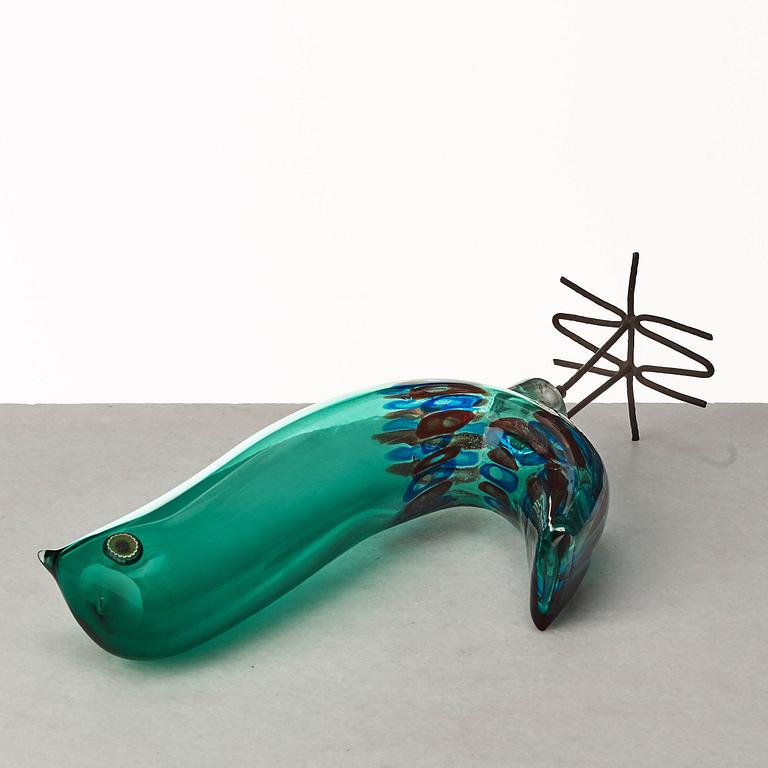 Alessandro Pianon, a "Pulcino" glass sculpture of a bird, Vistosi, Italy 1960's.