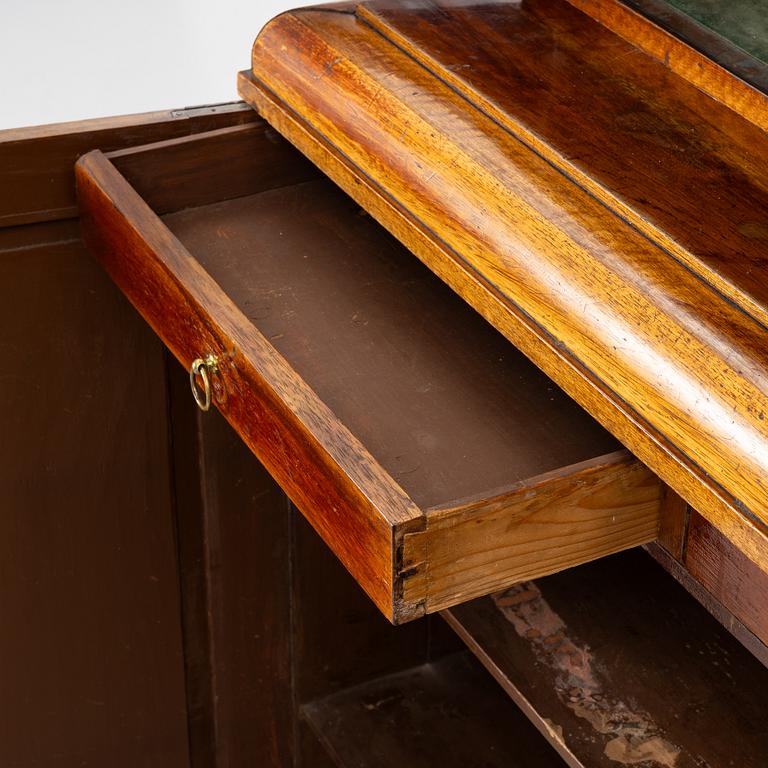 Bokskåp. Danmark, 1800-talets första hälft, Empire.